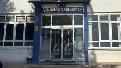 Güzelbahçe'de Koltuk Kavgası: 4 Aday Başkanlık İçin Yarışıyor