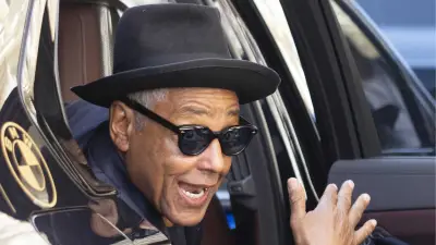 Hidayete Eren Ünlüler: Giancarlo Esposito'dan Muhammed Ali'ye İslam'ı Seçen Yıldızlar