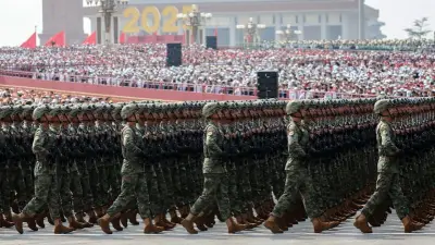 Çin'de 6 general, Ulusal Halk Kongresi üyeliğinden çıkarıldı