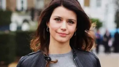 Kenan Doğulu, Beren Saat ve Enis Arıkan'a uyuşturucu operasyonu: 22 gözaltı