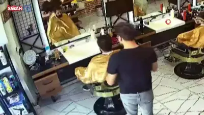 Nevşehir'de erkek kuaförü Heimlich manevrasıyla müşterisinin boğazına kaçan eriği çıkardı