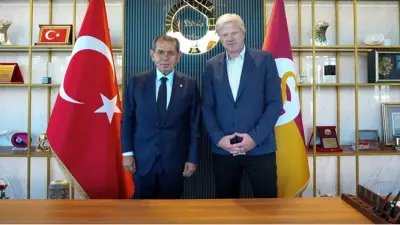 Oliver Kahn Galatasaray Başkanı Dursun Özbek'i Ziyaret Etti