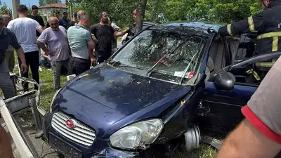 Ordu Fatsa'da kontrolden çıkan otomobil refüje çıktı: 4 yaralı