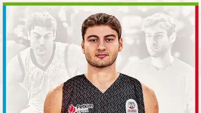 Ozan Yılmaz, Aliağa Petkimspor'a resmen imza attı