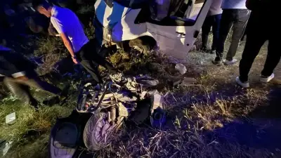 Şırnak'ta kamyonet ile motosiklet çarpıştı: 1 ölü, 4 yaralı