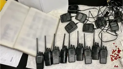 Samsun'da Telsizli Fuhuş Şebekesi Çökertildi: Telsiz, Silah ve Ajandalarla Yakalandılar