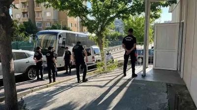 İstanbul'da uyuşturucu soruşturmasında 10 şüpheli tutuklanma talebiyle mahkemeye sevk edildi
