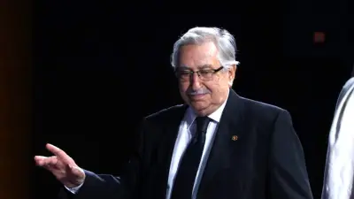 Türk Halk Müziği'nin Büyük İsmi Yücel Paşmakçı Son Yolculuğuna Uğurlandı