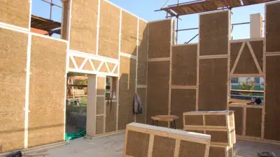 Tuğla ve Betonun Devri Bitiyor: Princeton'lı Mimarlar Samandan Ev İnşa Etti