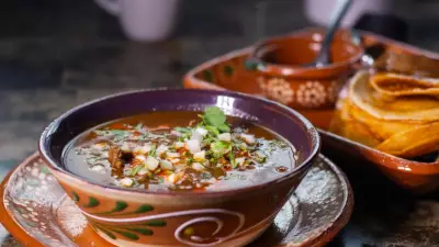 Yerli Malzemelerle Meksika Rüzgarı: Türk Usulü Birria Tarifi