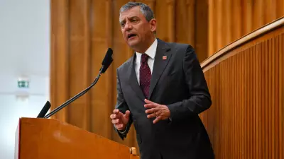 Özgür Özel'den Kurultay Çıkışı: Partiye Sahip Çıkma Ziyareti