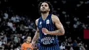 Anadolu Efes, Shane Larkin'e Veda Etti: İki EuroLeague Şampiyonluğunun Mimarı Ayrıldı