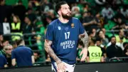 Anadolu Efes'te Vincent Poirier Aşil Tendonundan Ameliyat Oldu