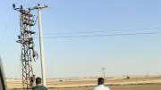 Şanlıurfa'da elektrik akımına kapılan işçi direkte asılı kaldı