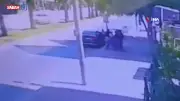 Antalya'da çocuğuyla bankta oturan kadına 5 kadının saldırısı