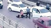 Araçtan Cephanelik Çıktı: Polis Şoke Oldu!