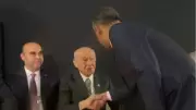 Bahçeli ve Özel, Koç Holding'in 100. yıl resepsiyonunda tokalaştı