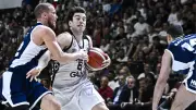Beşiktaş GAİN, Bahçeşehir Koleji'ni 82-79 Yenerek Seride 1-0 Öne Geçti