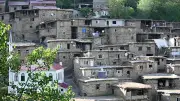 Bitlis Hizan'da 300 yıllık taş evler büyüleyici mimarisiyle zamana direniyor