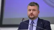 Buca Belediyesi'nde yolsuzluk soruşturmasında şok detay: Memurun 13 yarış atı çıktı