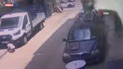Bursa'da 'yan bakma' kavgası silahlı saldırıya dönüştü: 2 yaralı
