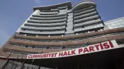 CHP'de 'Salı' Krizi Büyüyor: Özgür Özel Kararını Verdi, Gözler Kılıçdaroğlu'nda