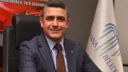 CHP'den istifa eden Haymana Belediye Başkanı Levent Koç'un rozetini Erdoğan taktı