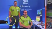 Dünya Kupası'nda VAR krizi: Almanya-Curaçao maçı öncesi hakemin el hareketi gündem oldu!