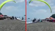 Düzce'de Motorlu Yamaç Paraşütü Plajda Güneşlenenlerin Arasına Daldı: 3 Yaralı