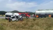 Edirne'de Personel Servisi Tankere Çarptı: 16 Yaralı