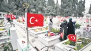 Şehit Babalarının Bitmeyen Hasreti: Babalar Günü'nde Acı ve Gurur Bir Arada