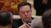 Elon Musk Tarihteki İlk Dolar Trilyoneri Oldu