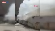 Esenyurt'ta Fabrikada Yangın: İtfaiye Ekipleri Müdahale Ediyor