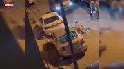 Esenyurt'ta iki ailenin sopalı kavgası kamerada: Sokak savaş alanına döndü