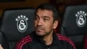 Giovanni van Bronckhorst yeniden Feyenoord'ta teknik direktör oldu