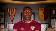 Göztepe'den Transfer Hamlesi: Armstrong ve Henrique İmzaladı