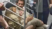 Jennifer Lopez New York Metrosunda Şaşkınlık Yarattı