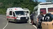 Kalp krizi geçiren minibüs şoförü faciayı önledi, hayatını kaybetti