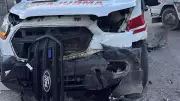 Kars'ta ambulans-otomobil çarpıştı: 4 yaralı