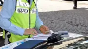 Mersin'de trafik magandasına 170 bin TL ceza! Makas atan ehliyetsiz sürücü yakalandı