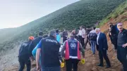 Pancar toplarken kayalıklardan düşen vatandaş kurtarıldı