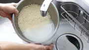 Pirinci Yıkamak Pilavın Kıvamını Değiştiriyor mu? Bilim İnsanları Açıkladı