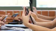 Polonya'da ilkokullarda cep telefonu kullanımına yasak geliyor