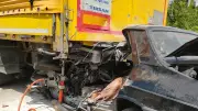 Samsun'da feci kaza: Otomobil TIR'a saplandı, karı-koca öldü