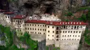 Sümela Manastırı'nda kaya temizliği ve güvenlik çalışmaları tamamlandı