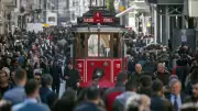 Türkiye'nin 2025 Nüfus Verileri Açıklandı: En Kalabalık ve En Az Nüfuslu İlçeler