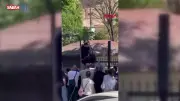 YKS'de Okulları Karıştıran Öğrenci Demir Kapıya Tırmandı