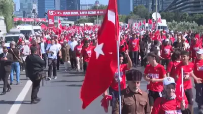 15 Temmuz'da Binler Şehitler Köprüsü'nde Buluştu: İrade Bizim Zafer Bizim