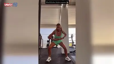 46 Yaşındaki Ivana Sert'ten Fit Vücut Şovu: Karın Kaslarıyla Sosyal Medyayı Salladı