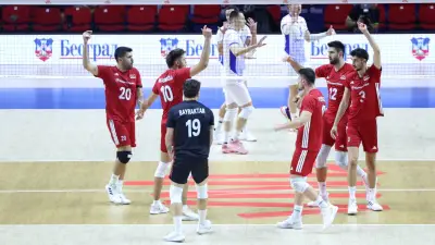 A Milli Erkek Voleybol Takımı, Ukrayna'yı 3-2 Yenerek VNL'de 7. Galibiyetini Aldı
